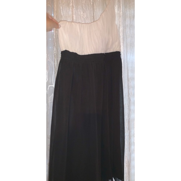 Forever 21 | half off the shoulder dress - Picture 2 of 3